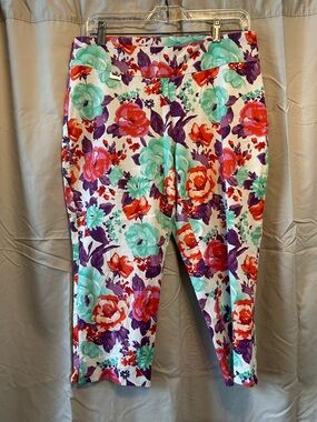 Peck & Peck Floral Capris in Teal, Purple, Red and White